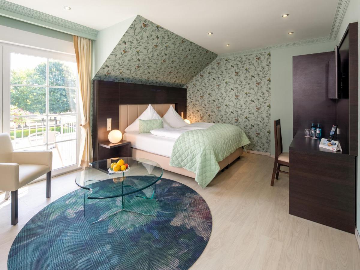 Kristallhotel Fettehenne レバークーゼン エクステリア 写真
